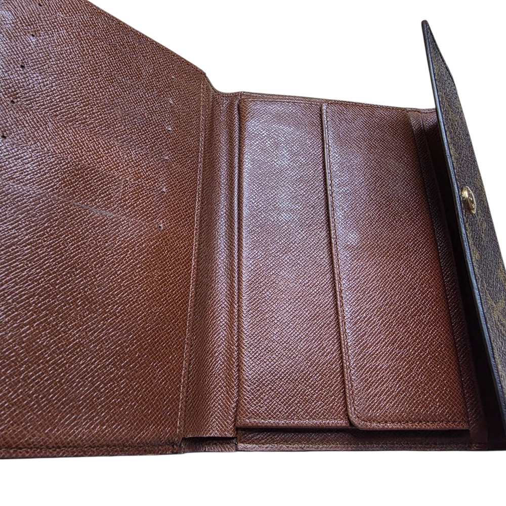 Louis Vuitton International Monogram Wallet Full Inclusion & COA - Picture 9 of 15